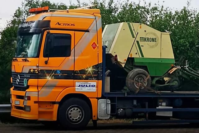Amplia flota de vehículos para el transporte en A Coruña