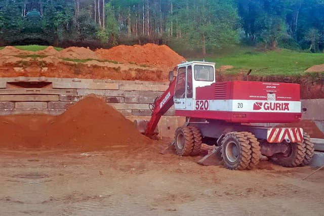 Expertos en excavaciones y todo tipo de transportes